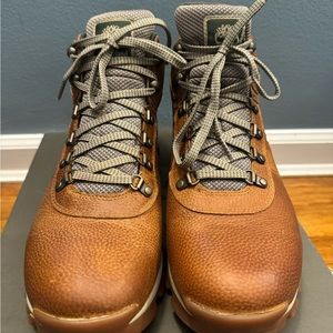 Men’s Timberland Mt. Maddsen Waterproof Mid Hiker Boots 11.5